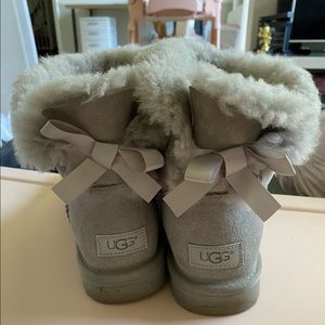 Bailey Bow Uggs